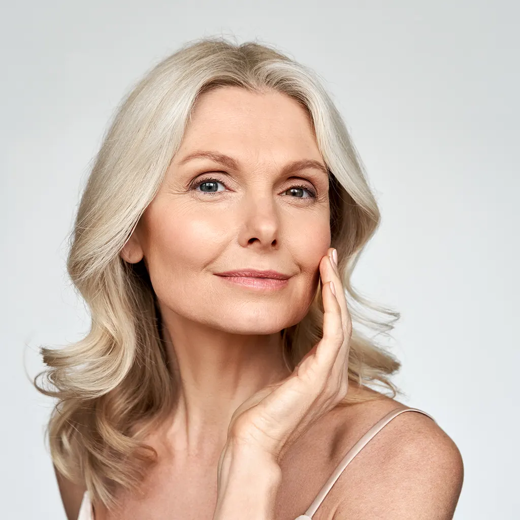 Χημικό Peeling: Εξαιρετική Θεραπεία για Μακροχρόνια Ανανέωση και Βελτίωση της Επιδερμίδας